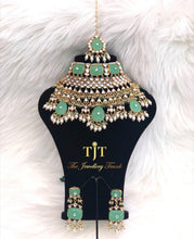 Load image into Gallery viewer, Juhi