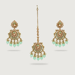 SHREYA EARRINGS AND TIKKA