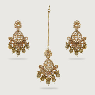DILPREET EARRINGS AND TIKKA