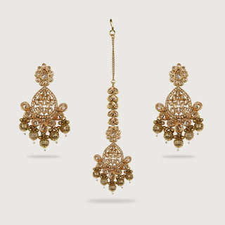 URVI EARRINGS AND TIKKA