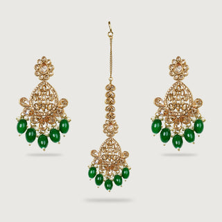 URVI EARRINGS AND TIKKA
