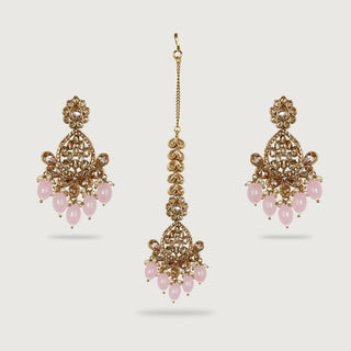URVI EARRINGS AND TIKKA