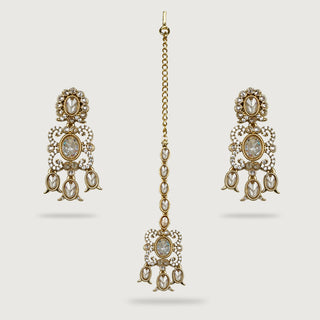 ITRA EARRINGS AND TIKKA