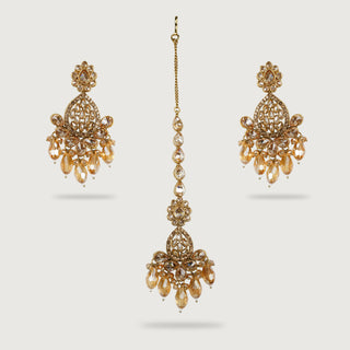 GURNOOR EARRINGS AND TIKKA