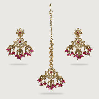 HASINA EARRINGS AND TIKKA