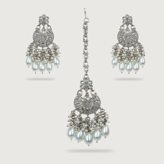 SAAKSHI EARRINGS AND TIKKA