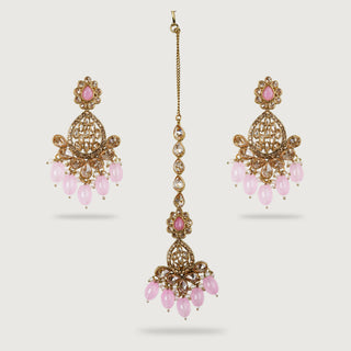 GURNOOR EARRINGS AND TIKKA