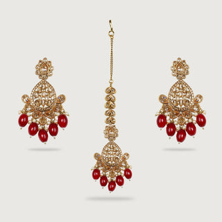 URVI EARRINGS AND TIKKA