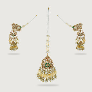 KAINAT EARRINGS AND TIKKA
