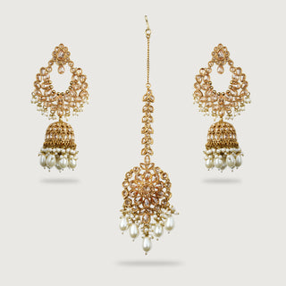 FREYAL EARRINGS AND TIKKA
