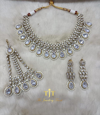 Aynoor