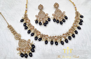 Mahnoor Black