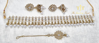 Naila White Pearl