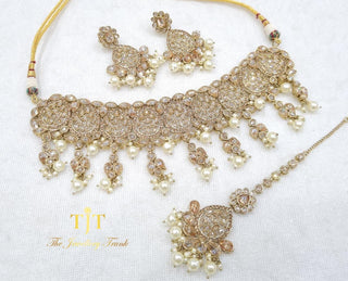 Kareena Pearls