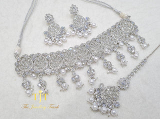 Kareena Silver Pearl