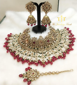 Zeenat Red and Green