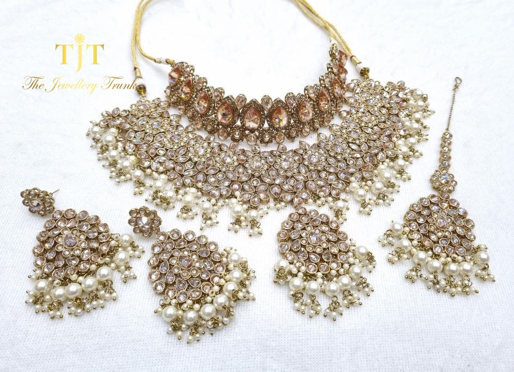 Sanila Gold Pearls