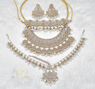 Aradhya Pearl Clear